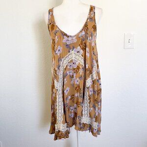 Hayden Los Angelos Boho Floral Lace flowy tank top tunic dresss size medium
